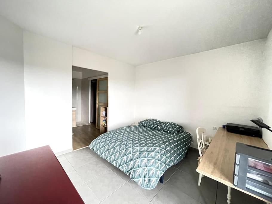 Appartamento Spacieux T2 + Parking A 5 Min D'Aix Aix-en-Provence Esterno foto