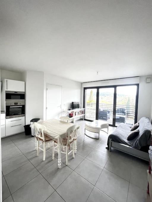 Appartamento Spacieux T2 + Parking A 5 Min D'Aix Aix-en-Provence Esterno foto